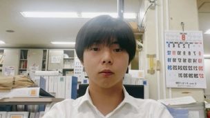 スマート公共ラボは、LINE公式アカウントを活用し自治体業務のDXを実現できるサービス。広報のセグメント発信から、AIチャットボットを活用しごみ捨て情報など様々なお問合せをLINEで対応でき、また、コロナワクチン予約システムなどオンラインで各種申請、予約や、住民票のコピーなど決済まで完結できる電子申請など様々な自治体業務をデジタル化することができます。